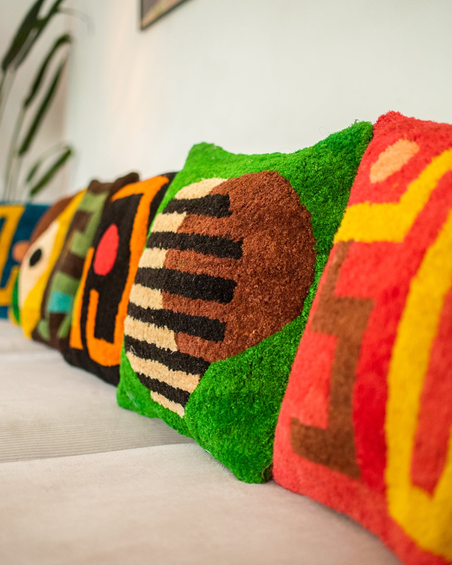 Maman Chantale (cushion cover)