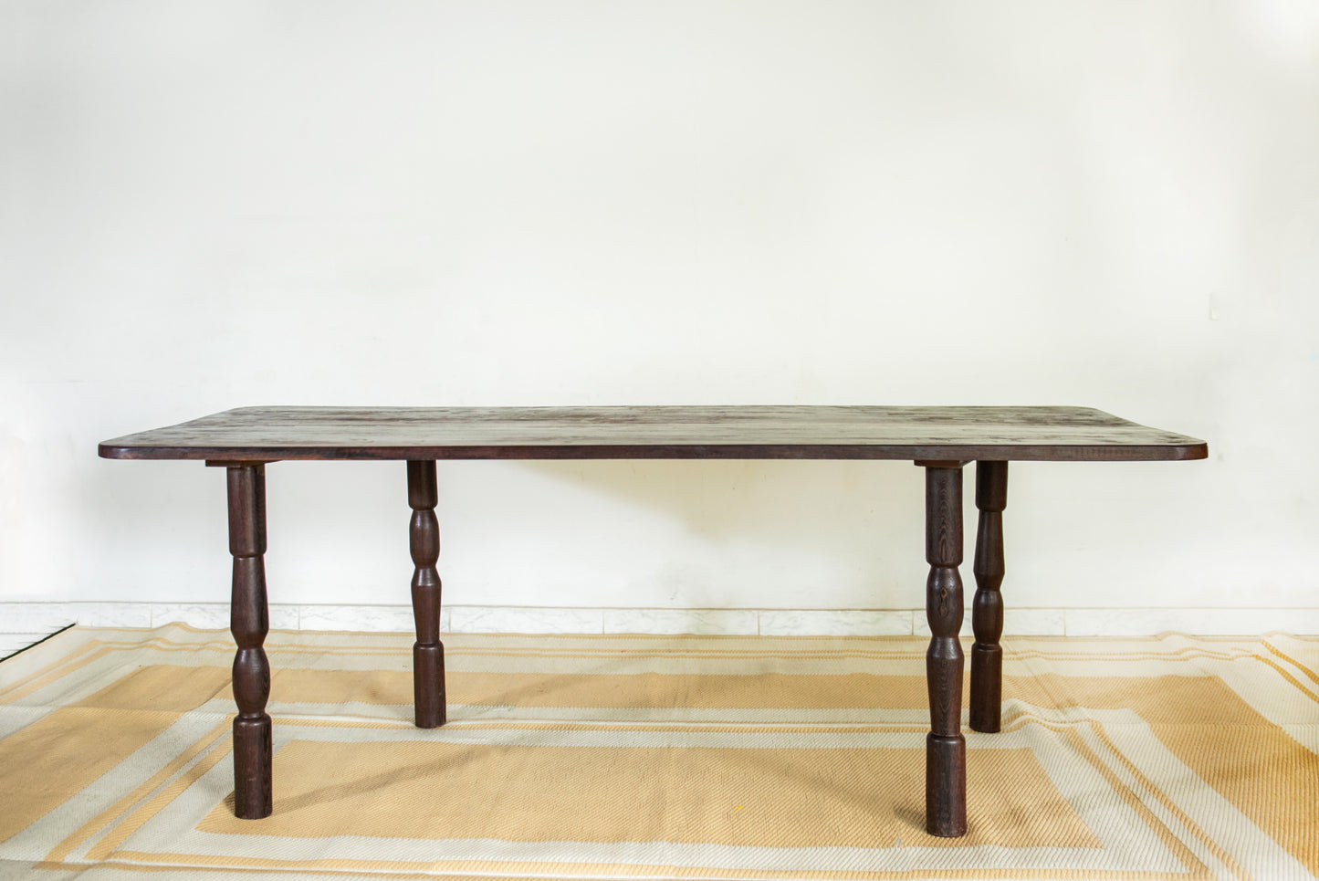 Lya Malamu table
