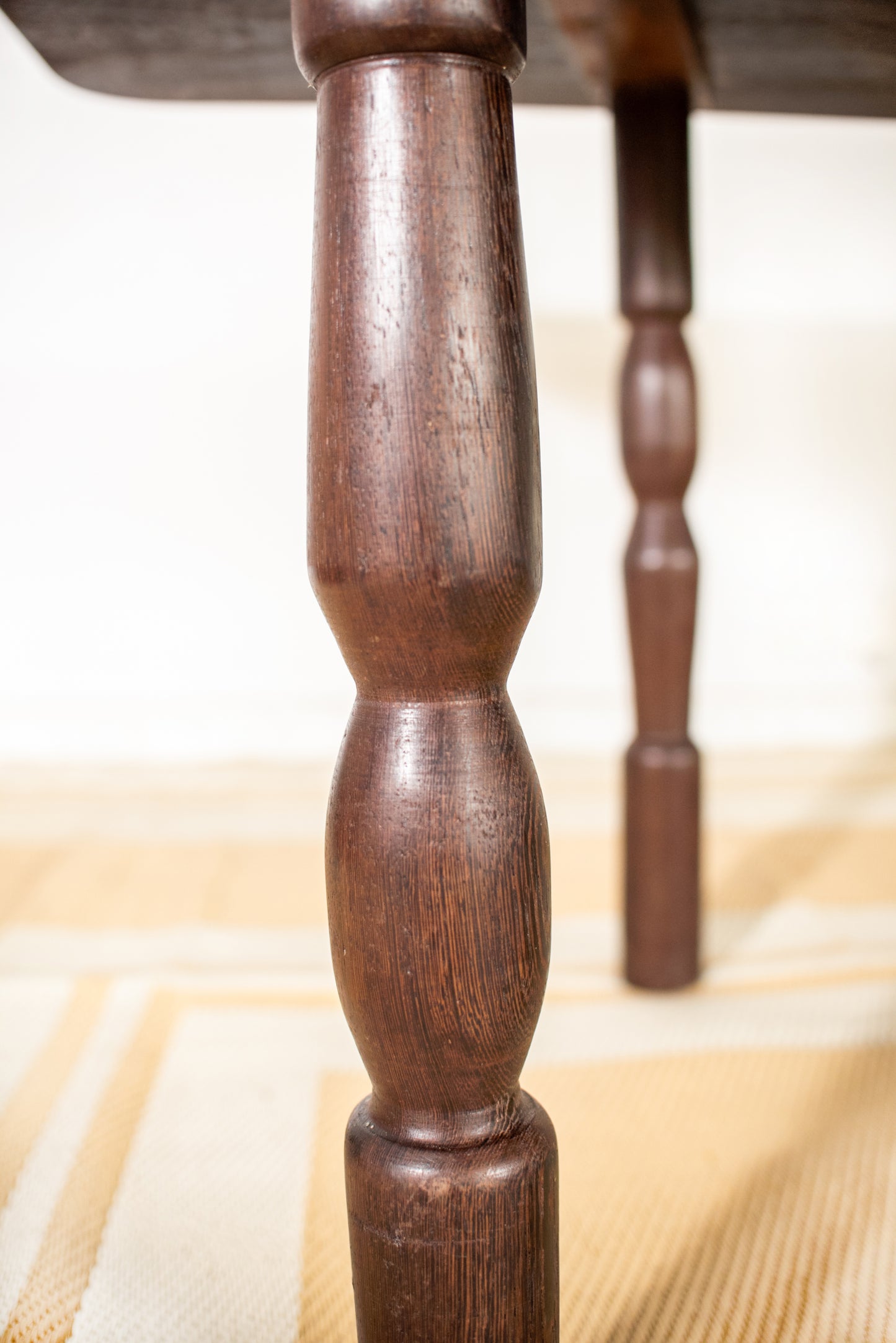 Lya Malamu table